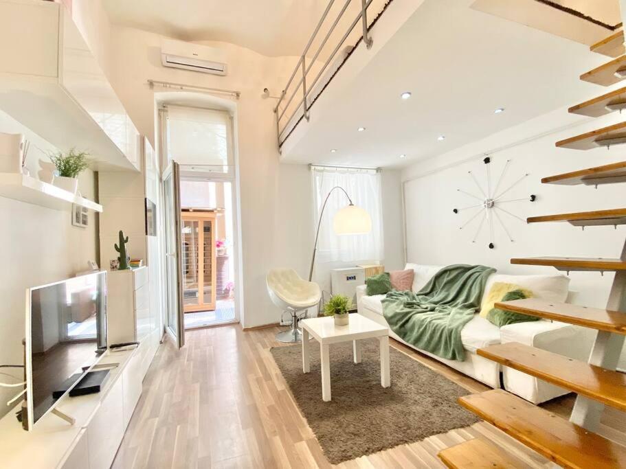 Cool! With Sauna And Private Garden Apartament *